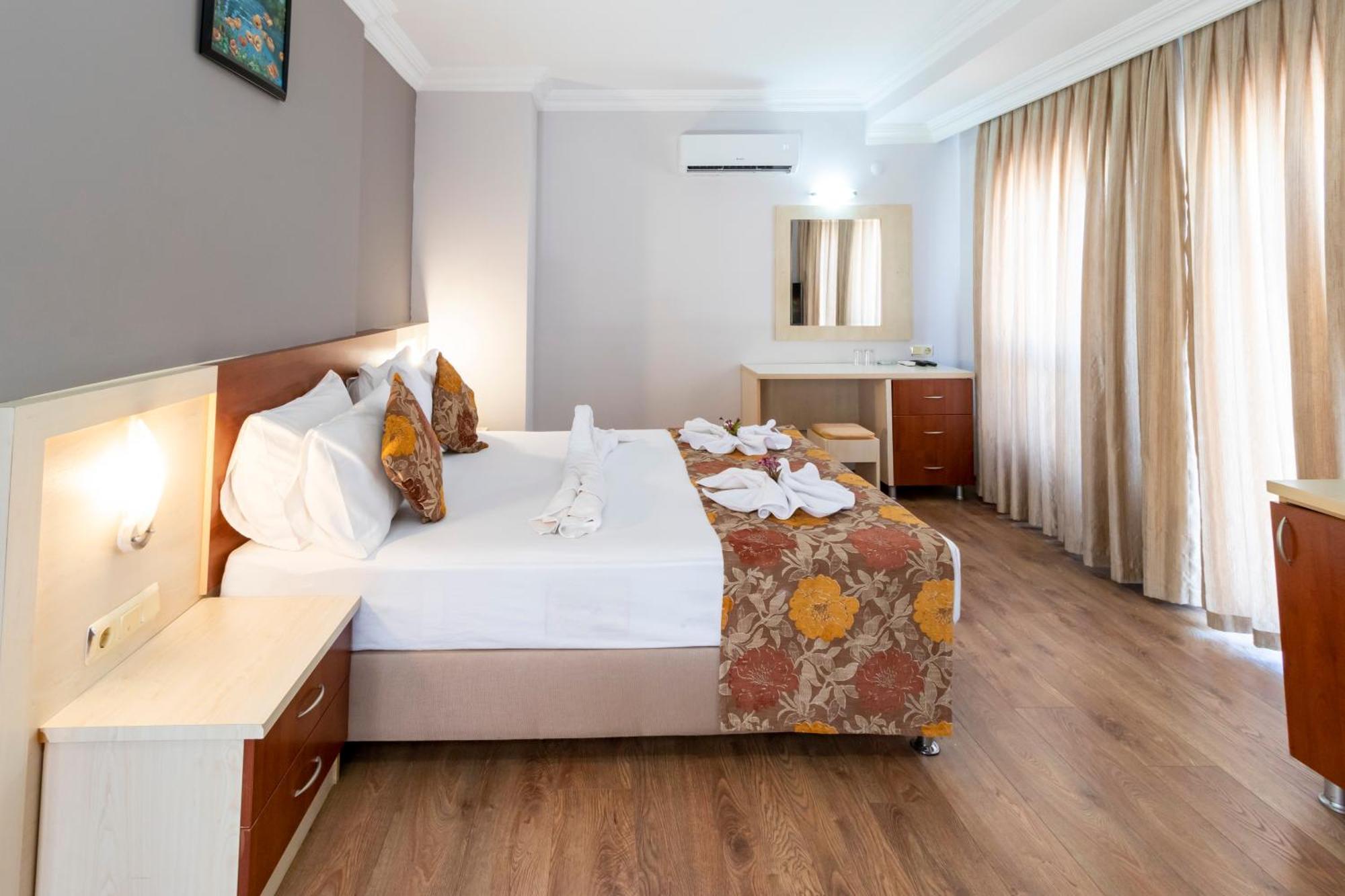 Lara Dinc Hotel Antalya Exterior photo
