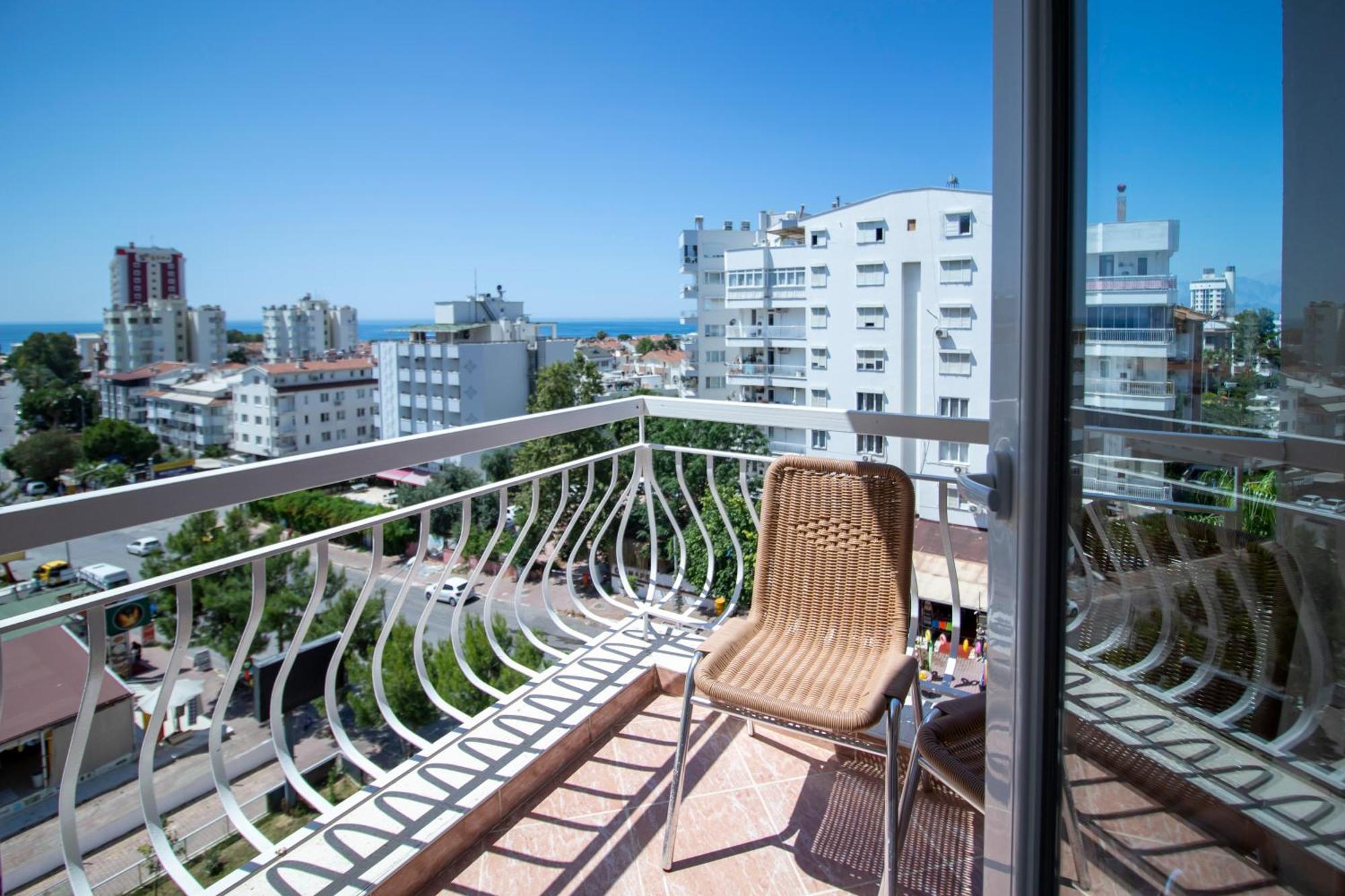 Lara Dinc Hotel Antalya Exterior photo